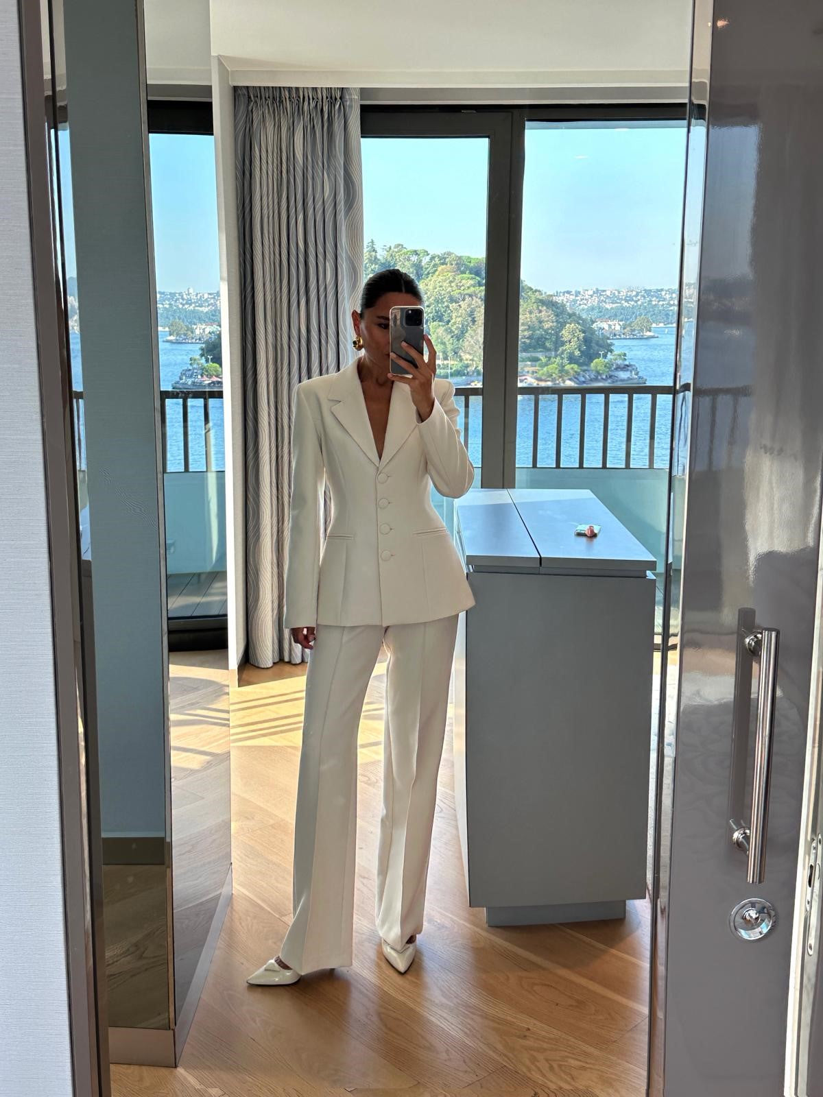 بنطلون كندرا