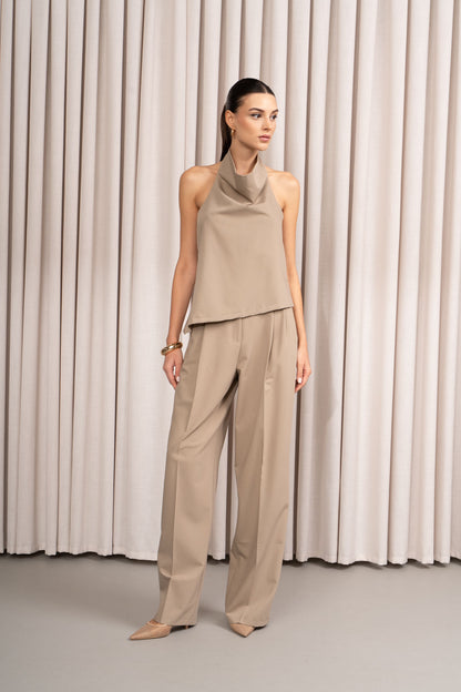 بنطلون نيمي