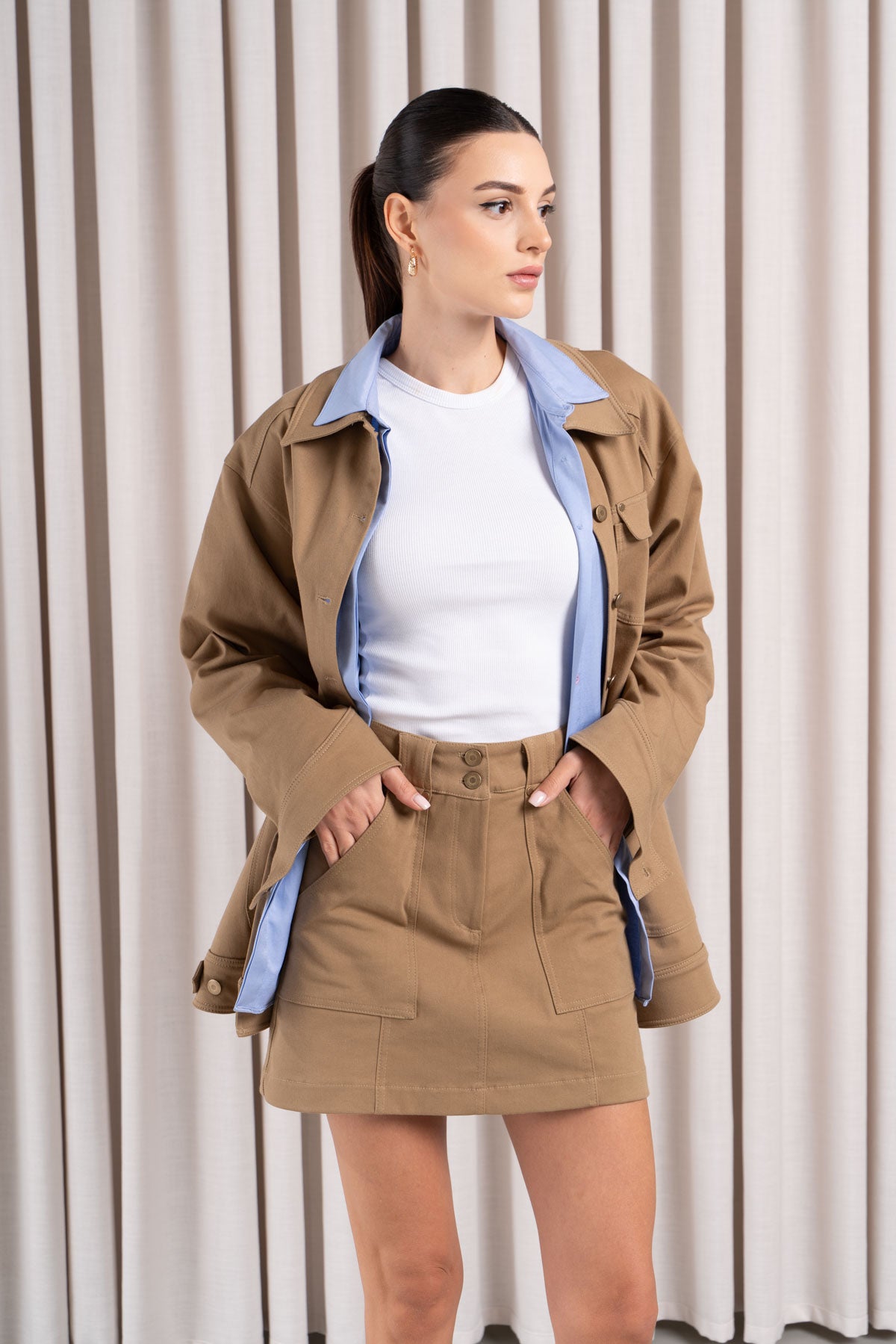 تنورة رينيتا